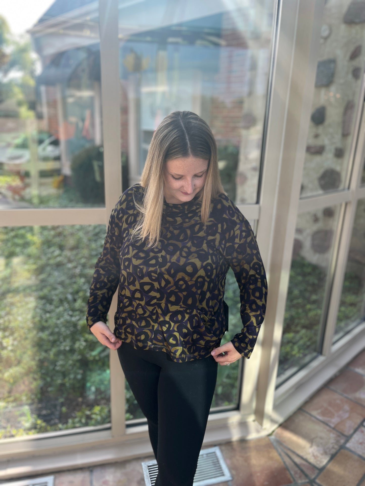 Arthouse Circle Effortless Pullover
