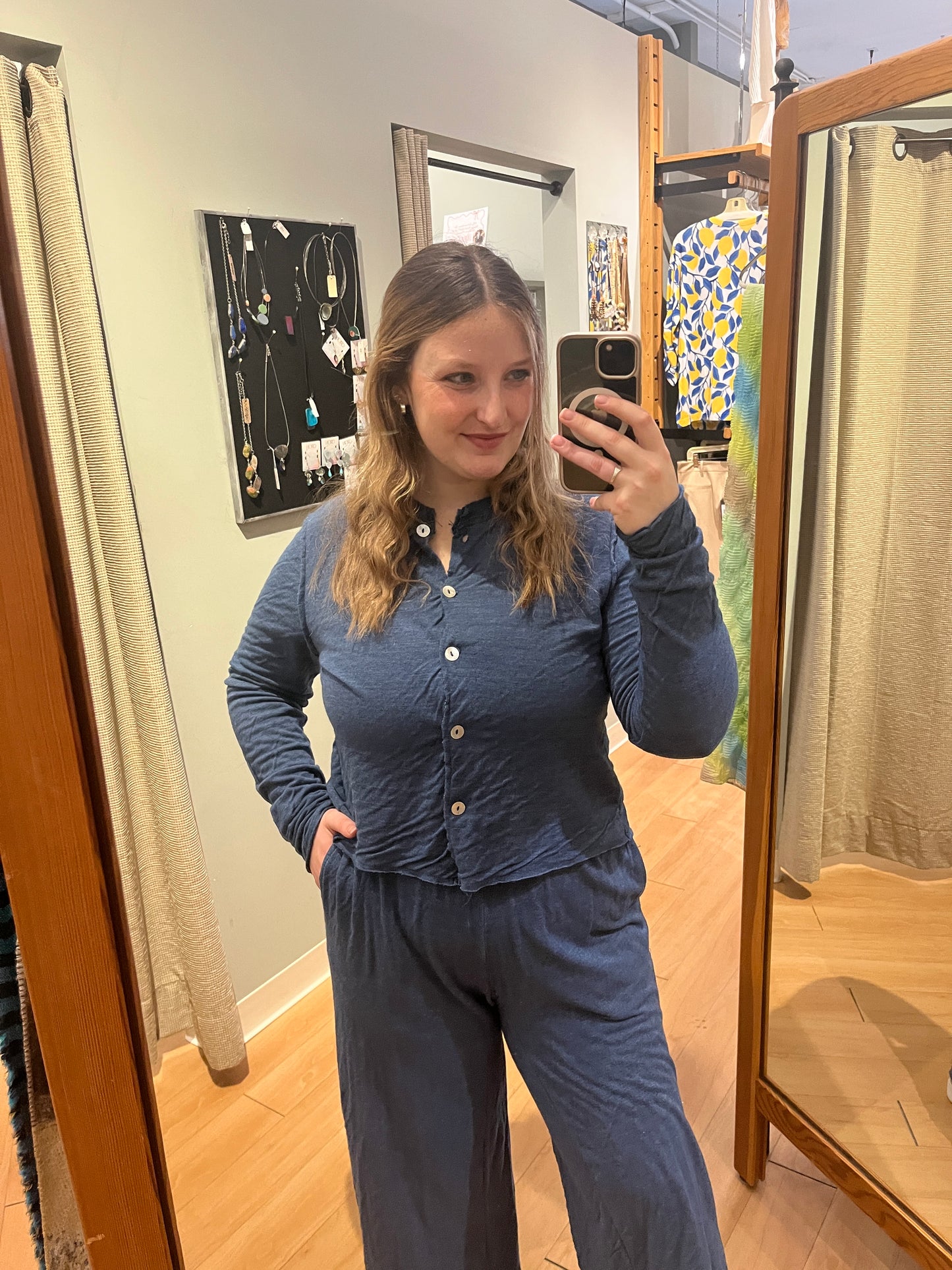 Raw Hem Barrel Pant - Navy