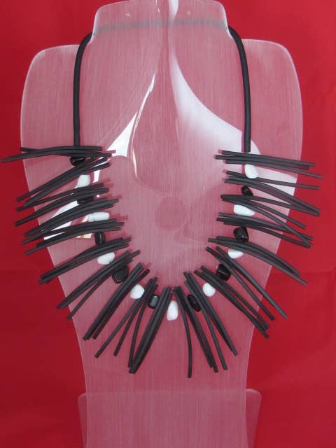 NKL 375 - C6 Chips Necklace