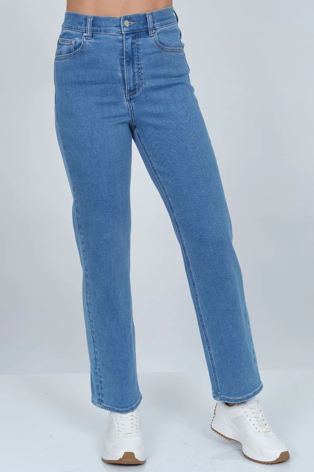 "Juno" Jeans - Relaxed Fit Straight Leg