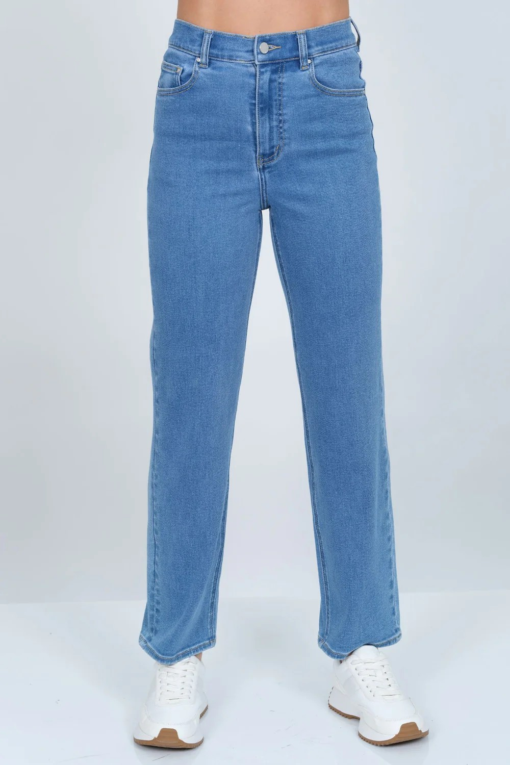 "Juno" Jeans - Relaxed Fit Straight Leg