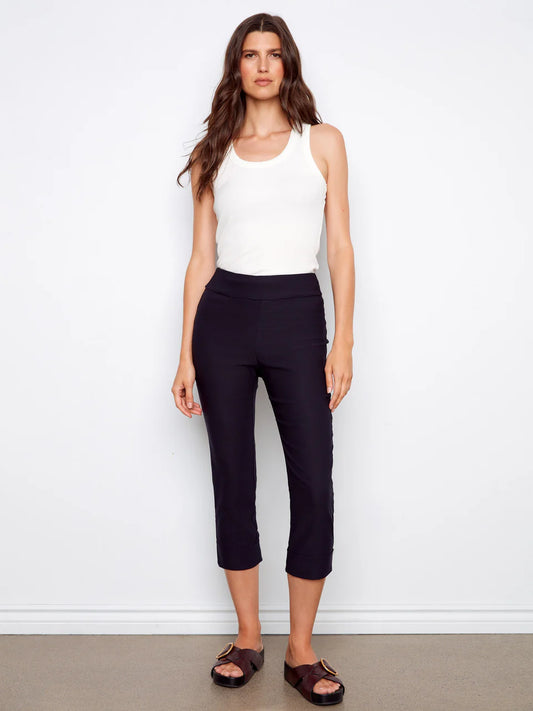 Stretch Pull-On Capri Pants