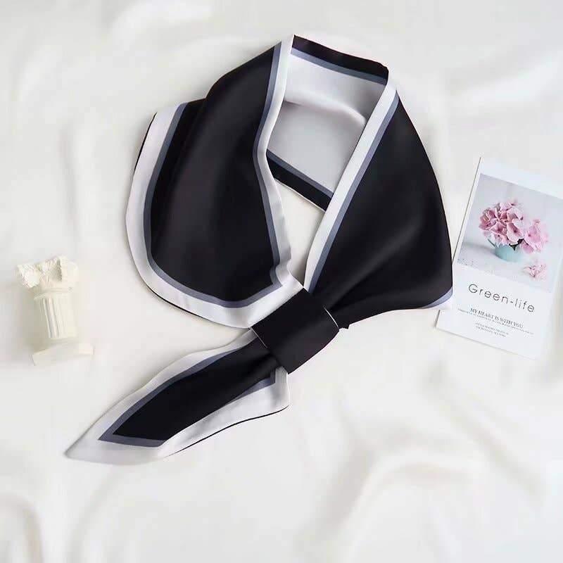 Black Highlight Loop Scarf