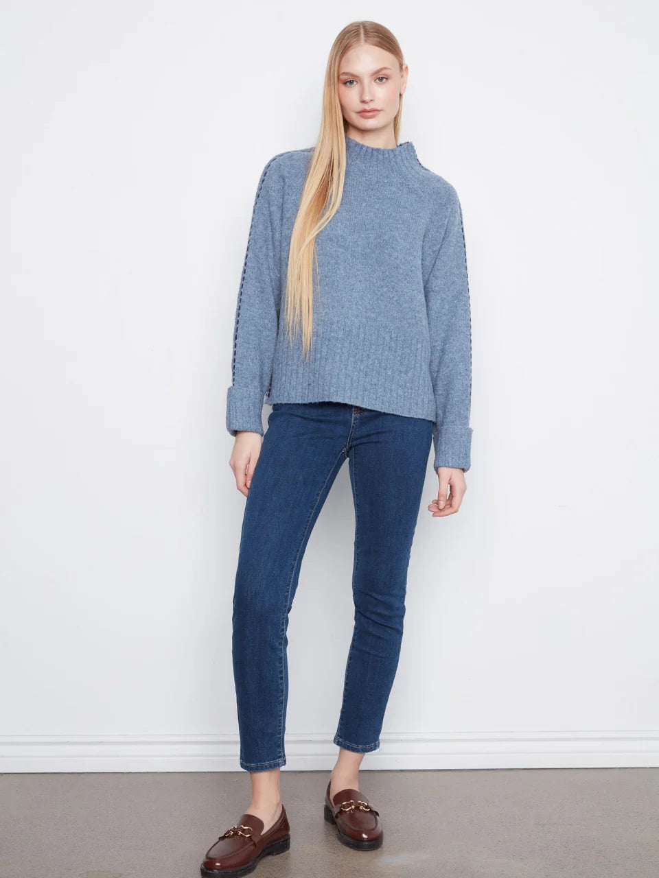 Contrast Stitch kMockneck Sweater