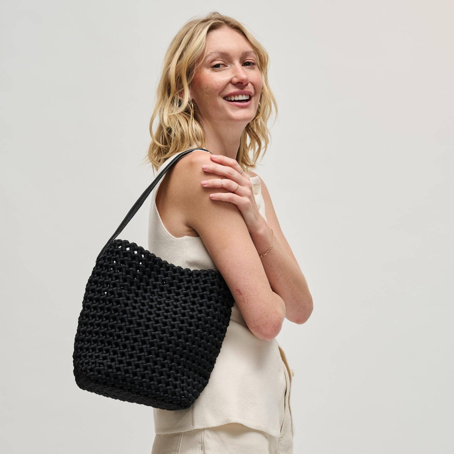 Gaia Shoulder Bag
