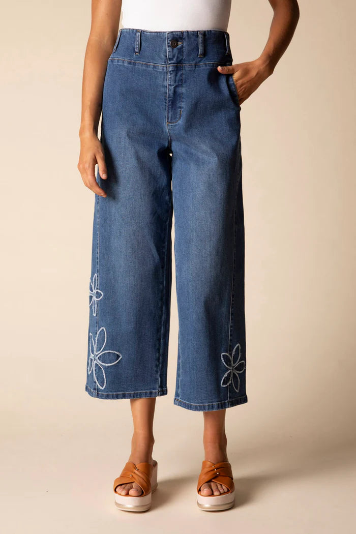 Tossed Floral Cropped Jean