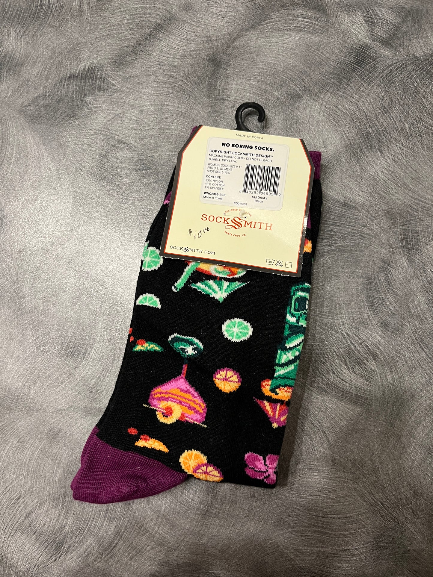 Tiki Socks