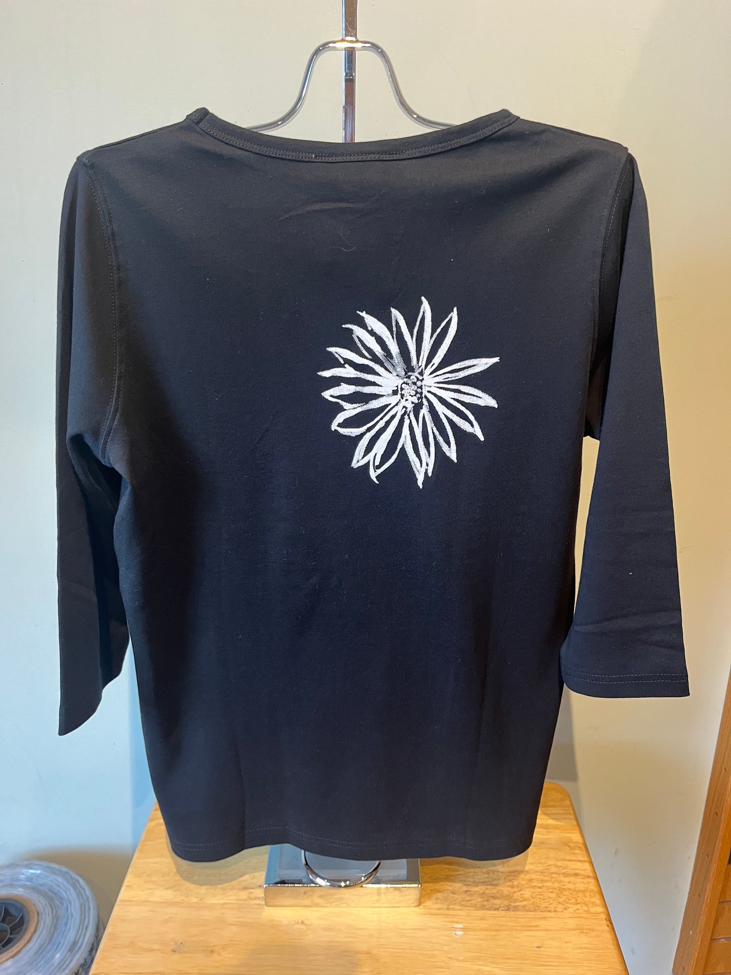 Victoria Black & White Sunflower Shirt