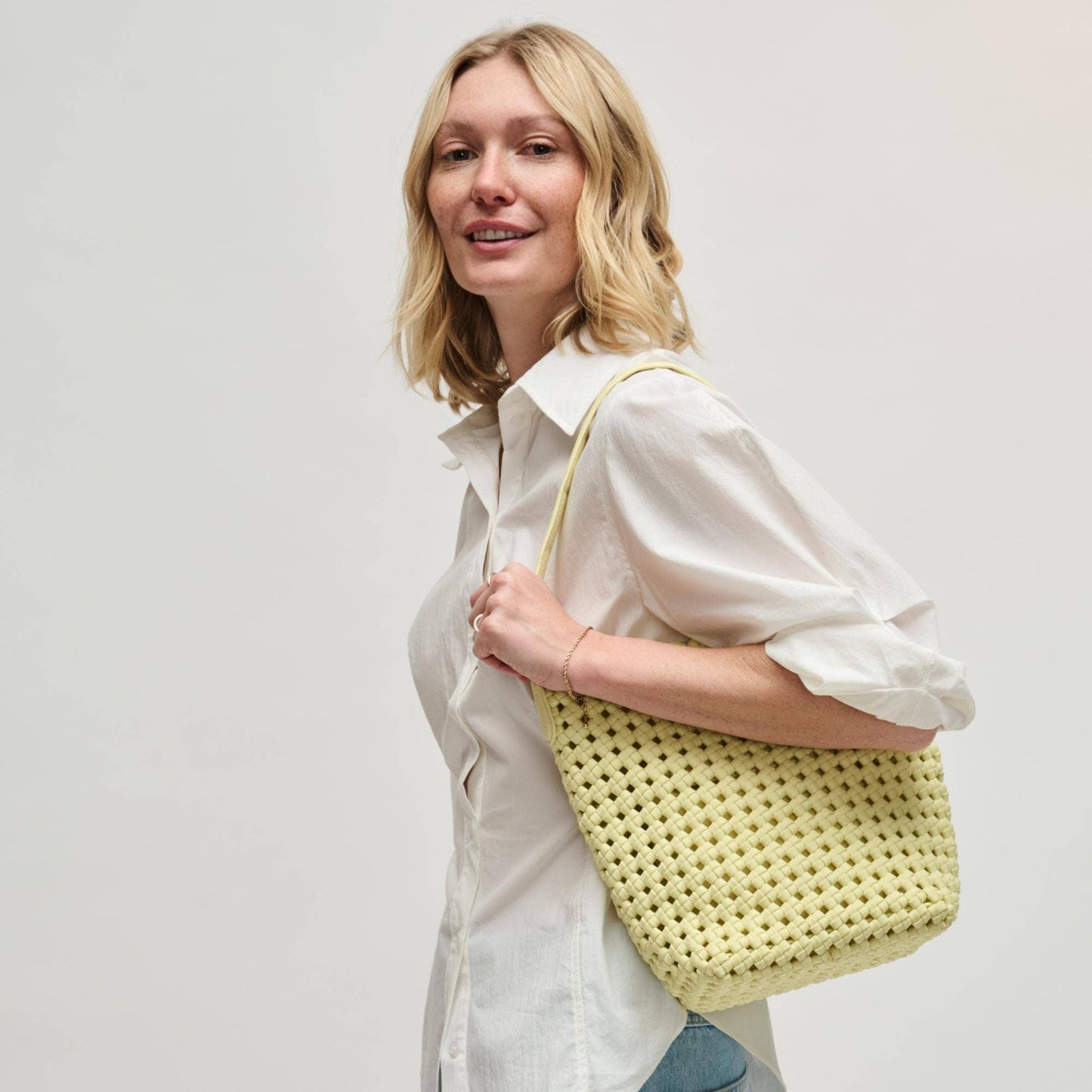 Gaia Shoulder Bag