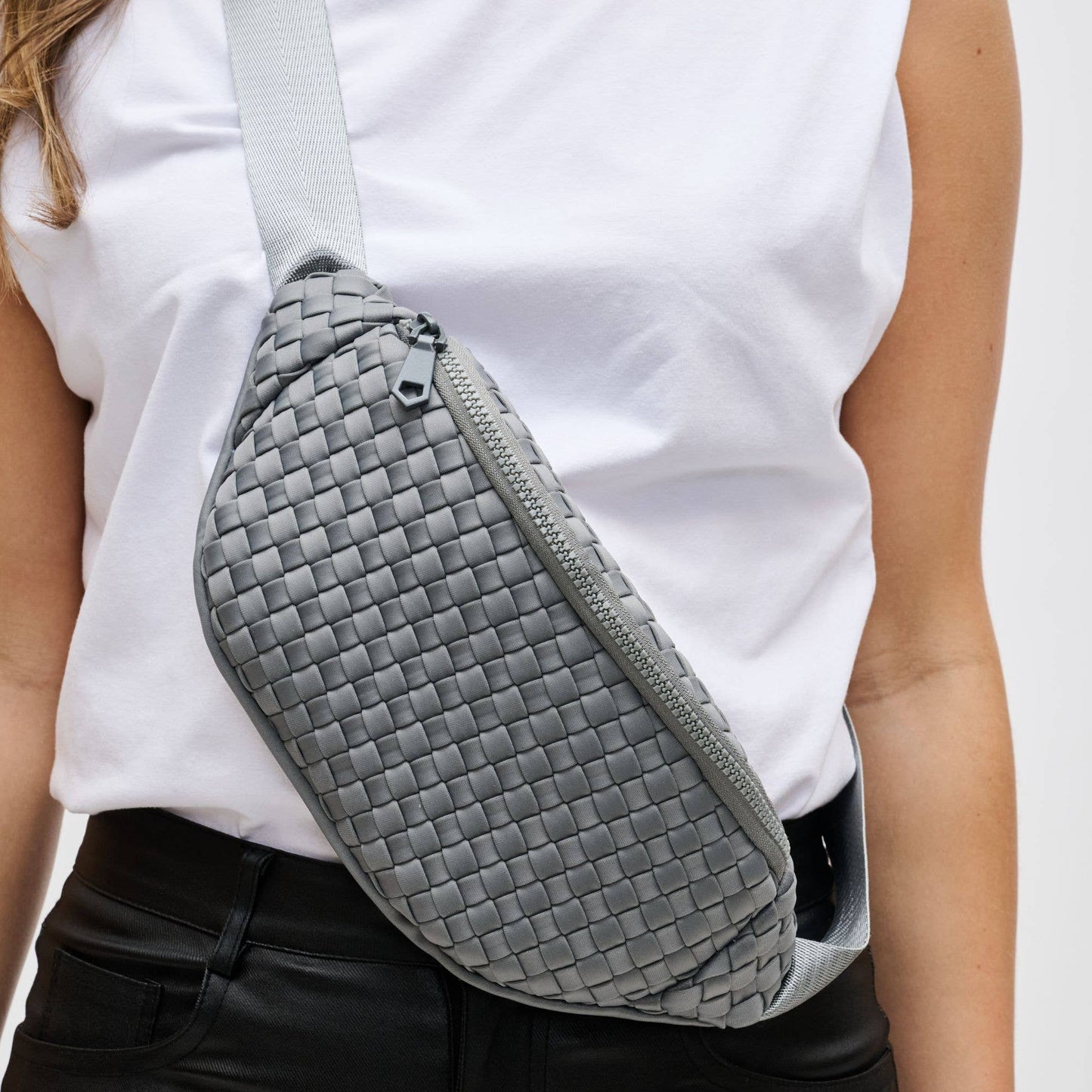 Aim High  Woven Neoprene Belt Bag